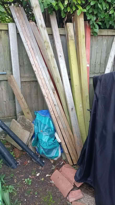 Photo of free various timber (Chelsfield BR6) #1