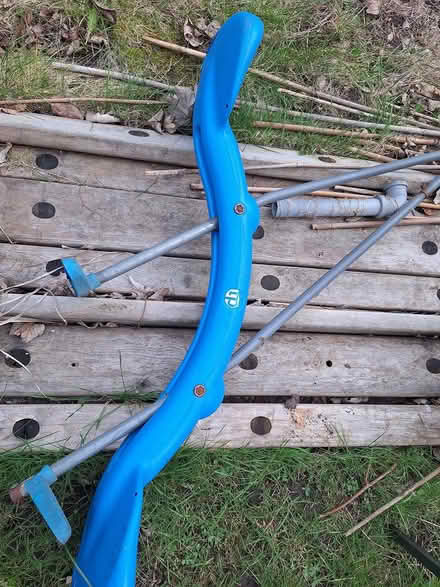 Photo of free TP swing set (Nottingham Stapleford NG9) #3