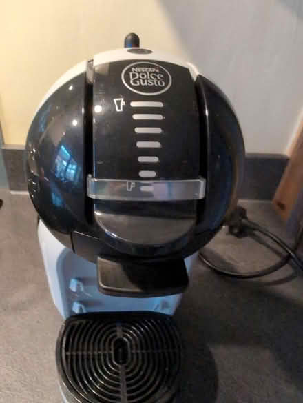 Photo of free Nescafé Dolce Gusto coffee machine (Saltney CH4) #4