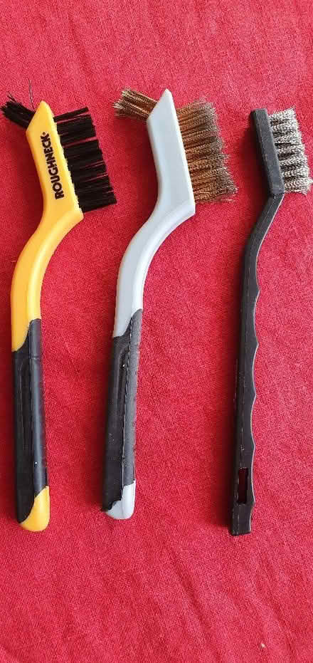 Photo of free Mini wire brushes (Hartington Road BN2) #1