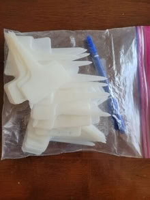 Photo of free Plastic Plant T-Type Tags Nursery Garden Labels (20874) #1