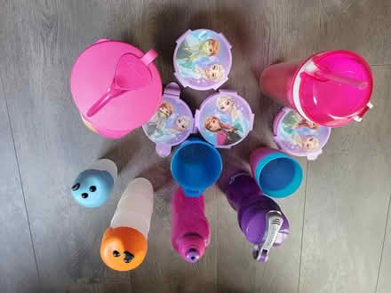 Photo of free Plastic cups, food bowls, sip cups (Tamworth) #4