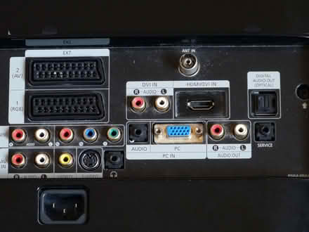 Photo of free Television 2 (Not smart) (West Oxfordshire OX28) #4