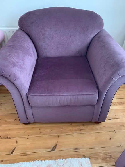 Photo of free Velvet armchair purple (PO7) #1