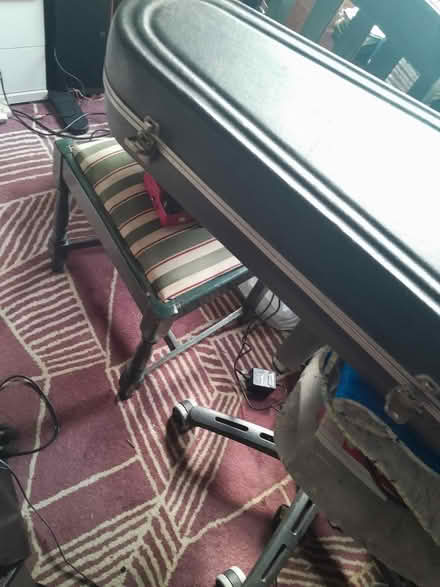 Photo of free Accoustic guitar case (Sidcup DA14) #2