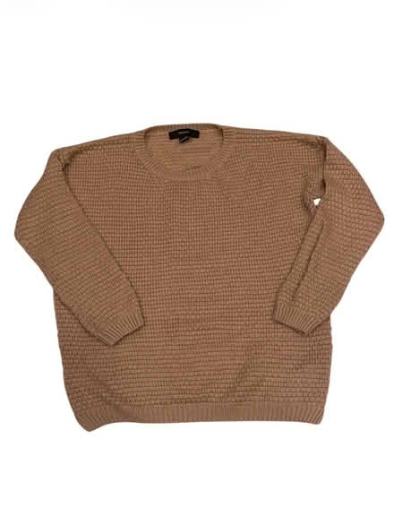 Photo of free Forever 21 Woman’s Sweater (Brooklyn Storage) #1