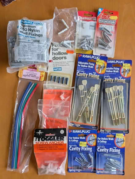 Photo of free Wall fixings (Farnborough GU14) #1