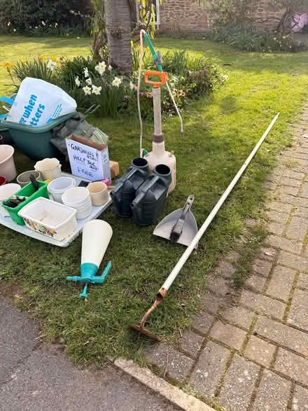 Photo of free Gardening Pots & Misc (Sonning Common RG4) #1