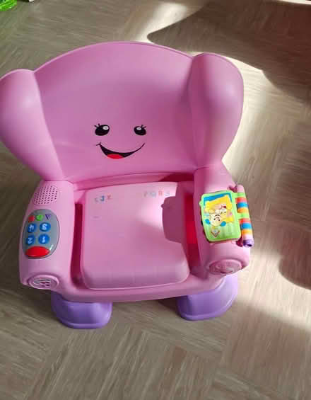 Photo of free 2 Kids singing chair (SE9) #2