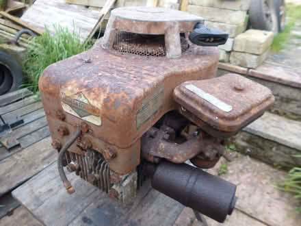 Photo of free Briggs & Stratton lawnmower engine (Patchway BS34) #2