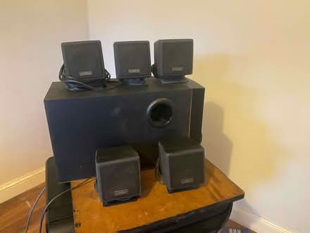 Photo of free 5-Speaker Hifi Set (Blossomfield B91) #3