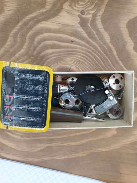 Photo of free Singer Electric Sewing Machine (Clint Green NR20) #2