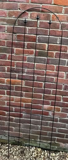 Photo of free Metal Garden Trellises (2 Available) (Beaconsfield HP9) #2