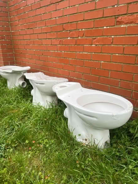 Photo of free toilets -construction leftover (OX5) #1