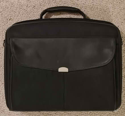 Photo of free laptop case (Letchworth town centre) #2