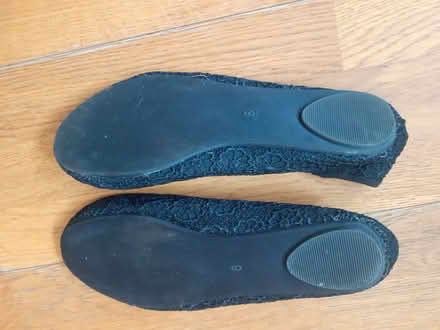 Photo of free Ladies Shoes Size 6 (Kingsway) #2