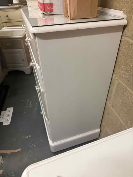 Photo of free Bedroom furniture set (Ashingdon SS4) #3