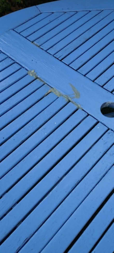 Photo of free Round garden table (Hooe) #2