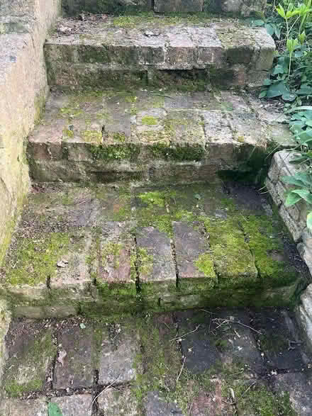 Photo of about 120 reclaimed old house bricks (Cheltenham GL53) #2