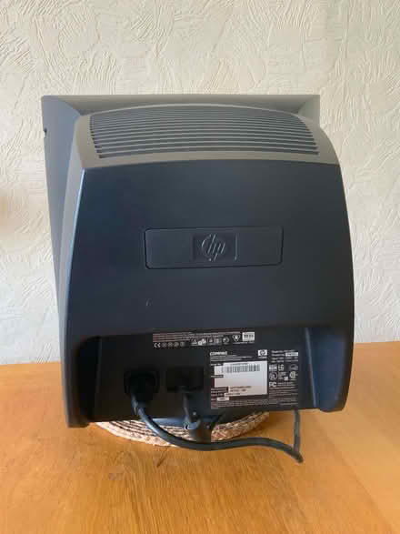 Photo of free HP 17" CRT Monitor SVGA (Largs KA30) #2