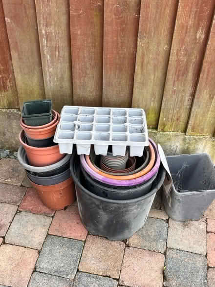 Photo of free Gardening pots (WA1) #1