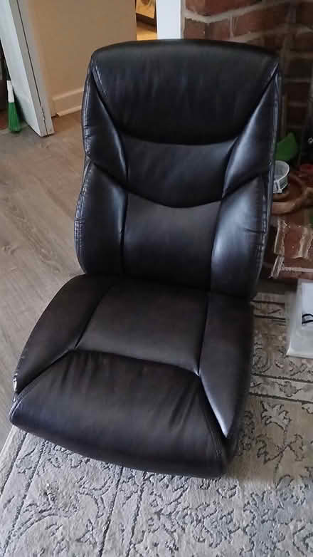 Photo of free Leather Like seat and seat back (Asland Cherry Hill) #1