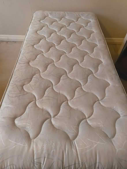 Photo of free Trundle bed (Selly park B29) #2