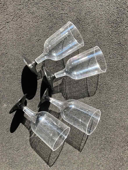 Photo of free Plastic Picnic Wine Glasses (Packsaddle BA11) #2