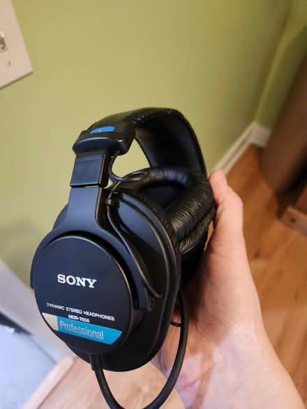 Photo of free Sony Headphones (Aberdeen) #1