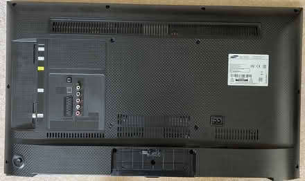 Photo of free Samsung 32 inch television (2015) (Chalford GL6) #4