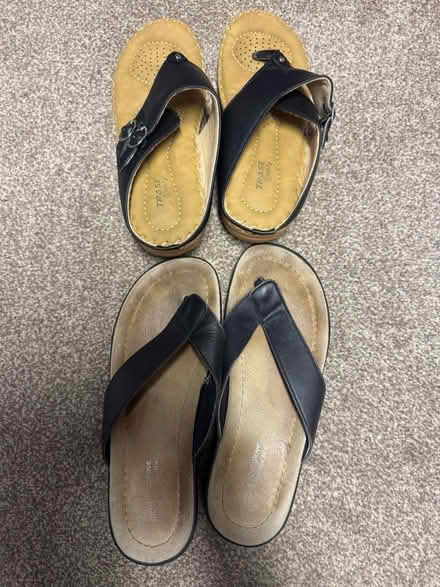 Photo of free Sandals / Shoe size 4 / 37 (Elm Park RM12) #4