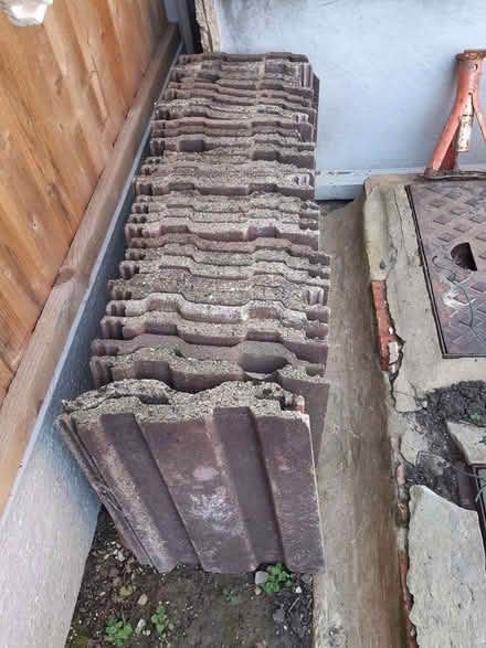 Photo of free Brown Redland Renown Roof Tiles (Old Walcot SN3) #1