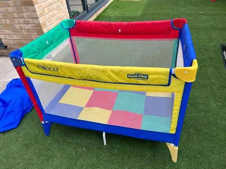 Photo of free Travel Cot (Grafton area Cambridge CB1) #1