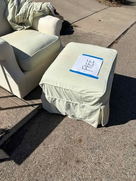 Photo of free furniture (Kettering OH) #4