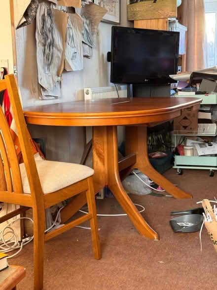 Photo of free Extendable Dining Table & 6 Chairs (Lordswood ME5 8) #2