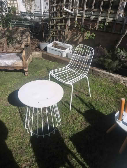 Photo of free Table and chair (Aylesbury HP18) #1