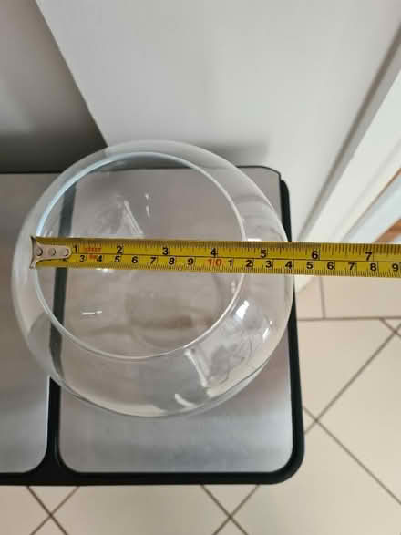 Photo of free Vase (Welwyn Garden City AL7) #3