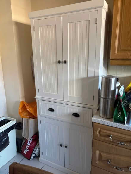 Photo of free White cabinet with shelves (Limehouse E1) #1