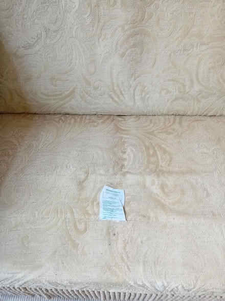 Photo of free Sofas (AL10 9AZ) #3