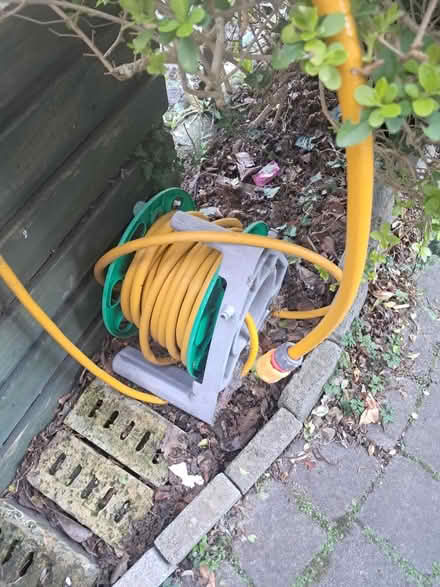 Photo of free 25m hose with portable reel (D6w) #1