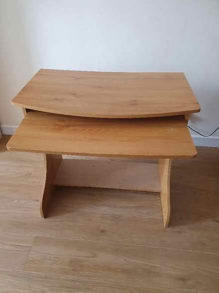 Photo of free Small Computer desk (Greenford UB5) #1