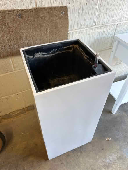 Photo of free Planter box (Farnham Royal) #2