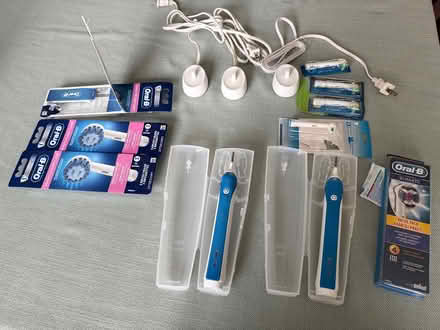 Photo of free Oral-B toothbrushes (Downtown Menlo) #1