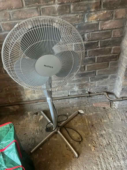 Photo of free Floor fan (Harlow CM18 staple tye) #1
