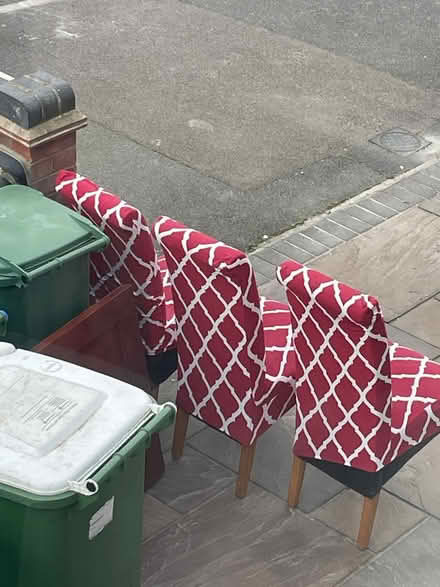 Photo of free 3 chairs have covers on (Welling DA16) #1