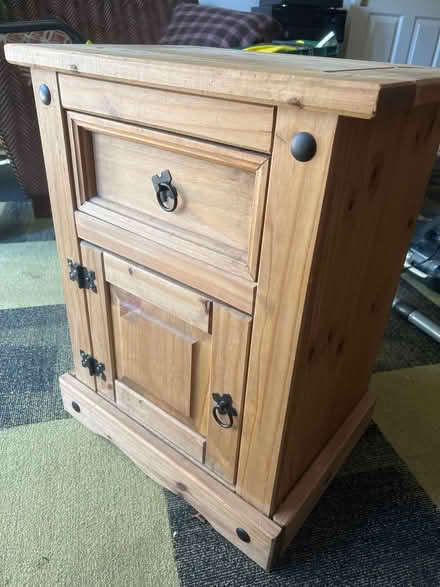 Photo of free Side Unit (Bethnal Green E1 5DE) #1