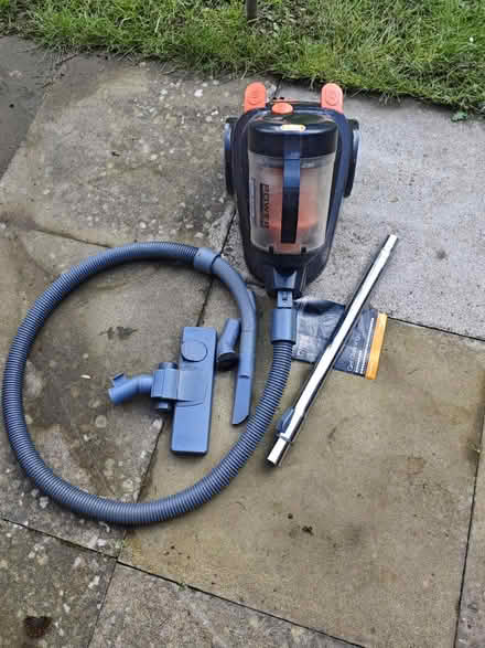 Photo of free Vax power midi 2 vacuum (Great Malvern WR14) #1