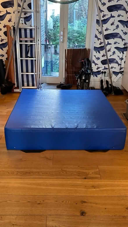 Photo of free Deep gym or aerial crash mat (W8, Kensington) #1