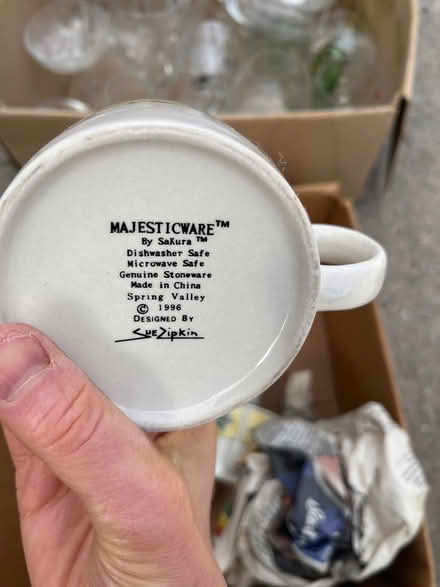 Photo of free Ceramic mugs (Oradell) #2
