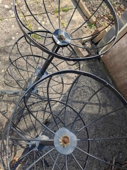 Photo of free Garden planters (Bristol) #4